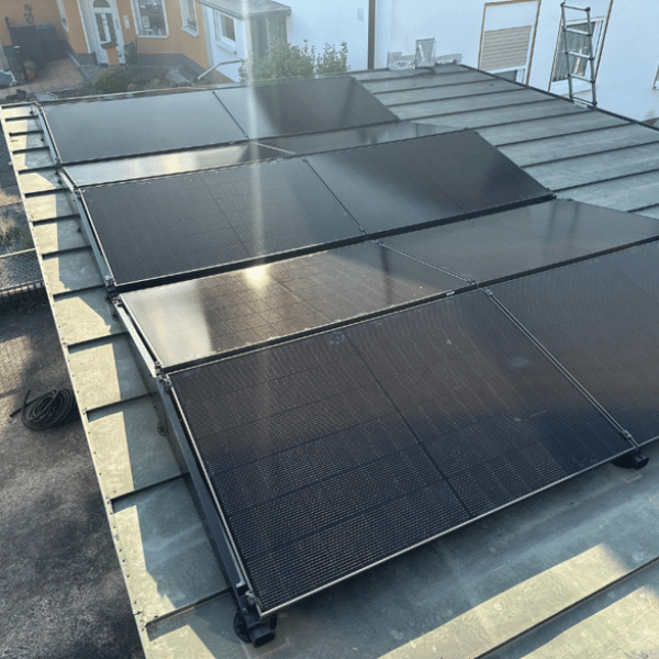Kunden Referenz mit einer Solaranlage mit Speicher in einem Einfamilienhaus in Lohmar